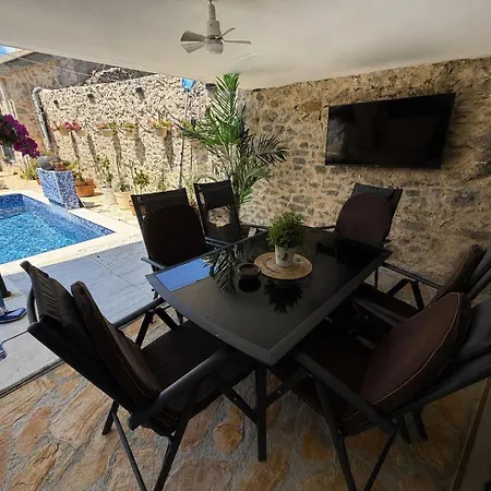 Appartement App 4 Adan Smrdelje